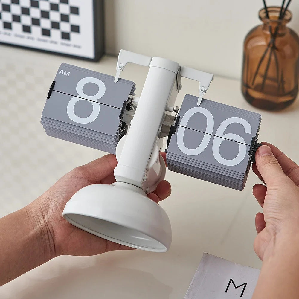 Retro Table Clock