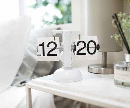 Retro Table Clock